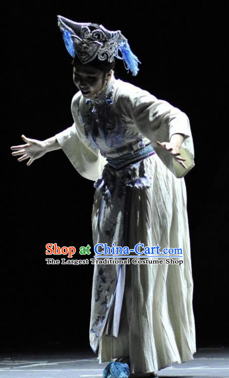 Drama Qian Yun Cliff Chinese Zhuang Nationality White Dress Stage Performance Dance Costume and Headpiece for Women