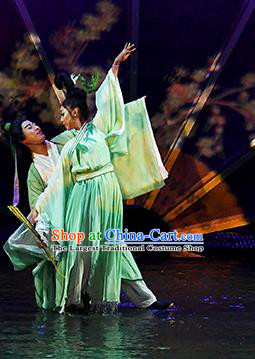 Return To the Three Gorges Chinese Classical Dance Green Dress Stage Performance Costume and Headpiece for Women