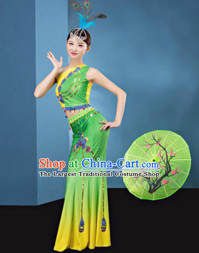 Traditional Chinese Dai Nationality Folk Dance Light Green Dress National Ethnic Peacock Dance Costume for Women