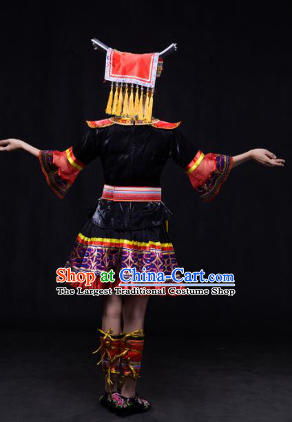 Chinese Traditional Yao Nationality Embroidered Pleated Skirt Ethnic Folk Dance Costume for Women