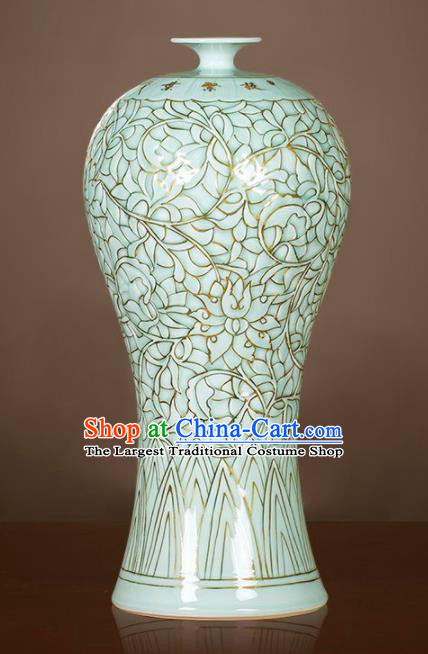 Chinese Jingdezhen Ceramic Enamel Celadon Glaze Vase Handicraft Traditional Porcelain Vase