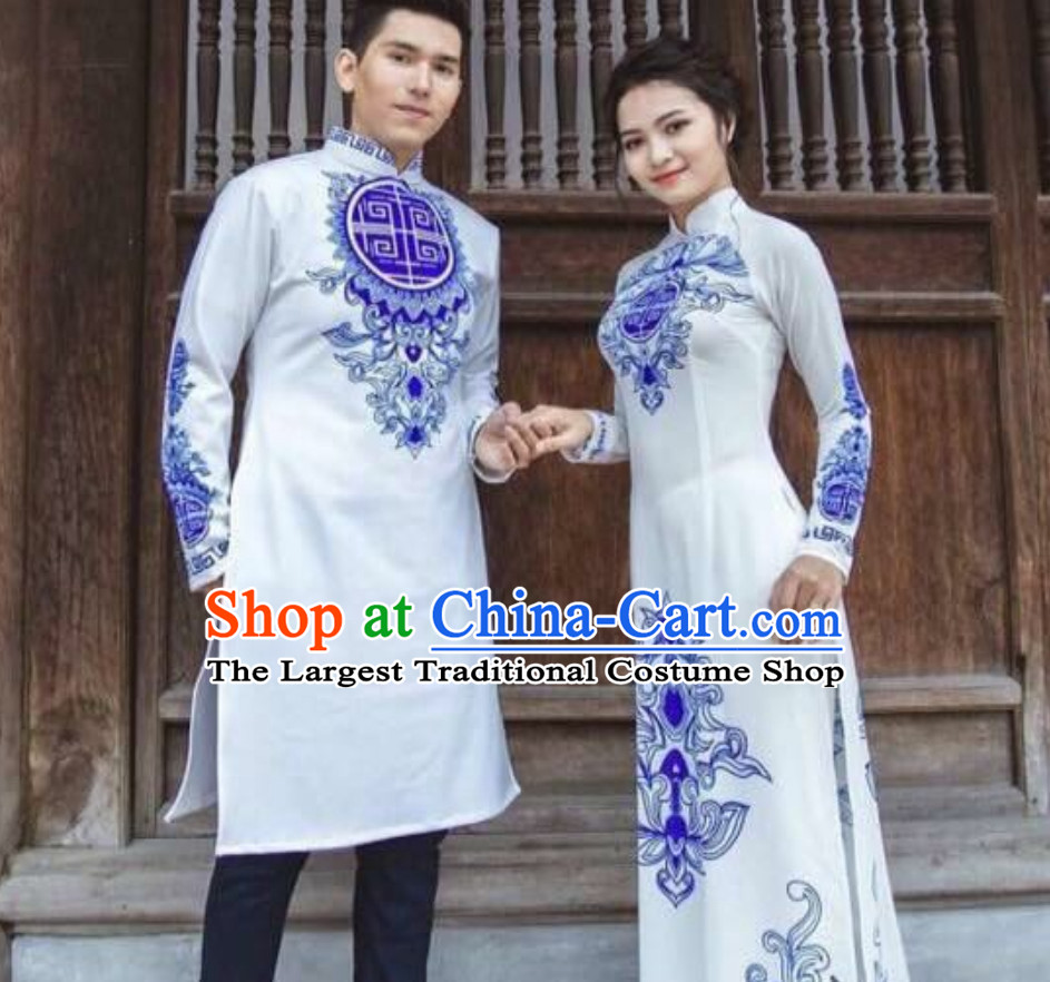 Traditional Vietnam Wedding Dress for Bride and Bridegroom