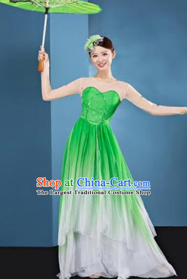 Chinese National Classical Dance Lotus Dance Green Dress Traditional Umbrella Dance Costume for Women