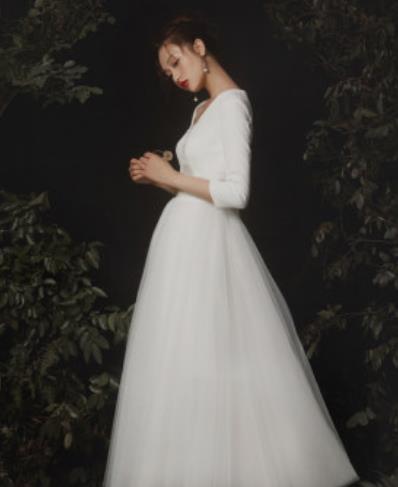 Professional Modern Dance Princess Wedding Dress Compere Full Dress for Women