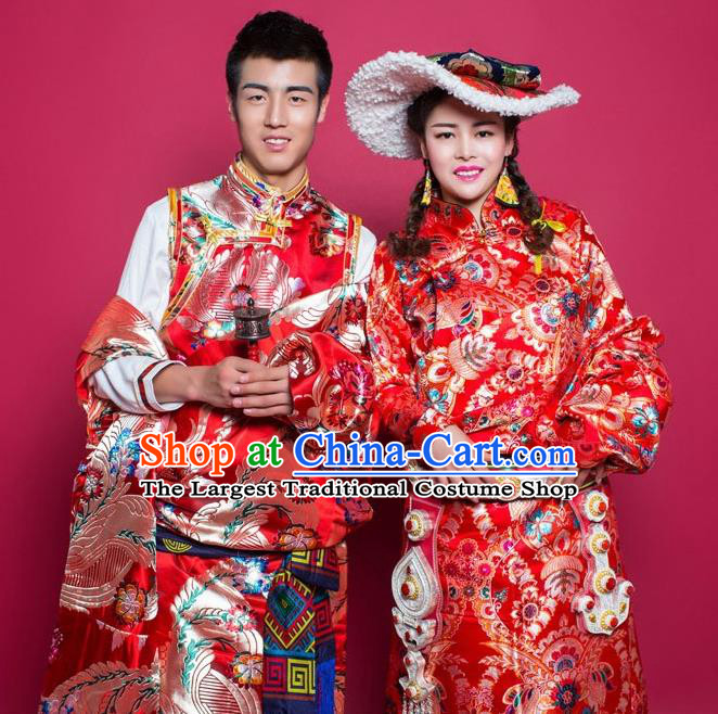 Chinese Traditional Tibetan Bride and Bridegroom Red Brocade Robes Zang Nationality Wedding Ethnic Costumes for Women for Men