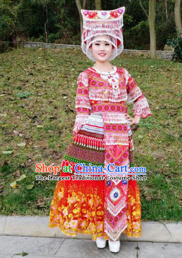 Traditional Chinese Miao Nationality Red Dress Minority Ethnic Folk Dance Costume for Women