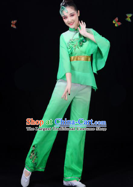 Traditional Chinese Yangko Green Clothing Folk Dance Fan Dance Stage Performance Costume for Women