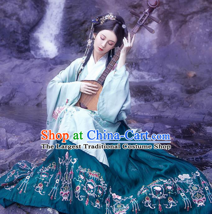 Traditional Chinese Ming Dynasty Historical Costume Ancient Princess Embroidered Hanfu Dress for Women