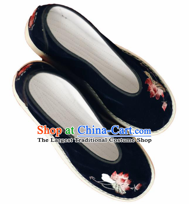 Chinese Handmade Black Cloth Shoes Traditional National Shoes Ancient Princess Embroidered Lotus Hanfu Shoes for Women