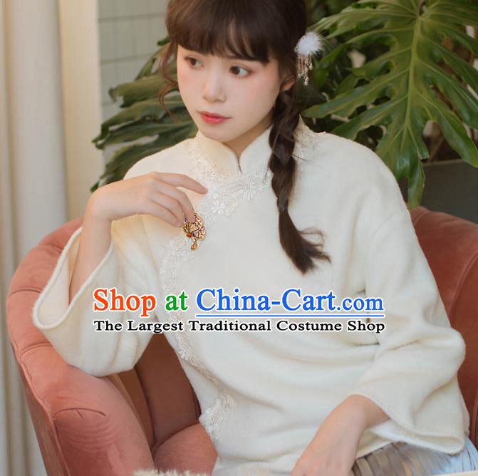 Chinese National Classical White Blouse Traditional Tang Suit Upper Outer Garment for Women