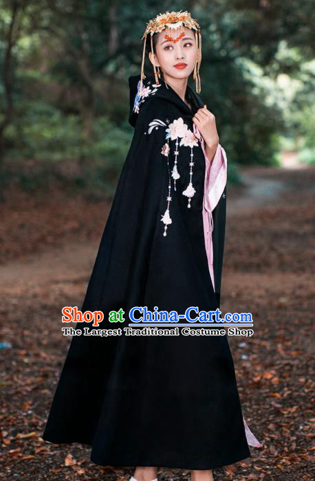 Ancient Chinese Ming Dynasty Historical Costume Traditional Palace Princess Embroidered Black Cloak for Women