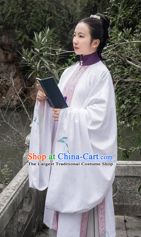 Chinese Traditional Ming Dynasty Imperial Consort Historical Costume Ancient Royal Dowager Embroidered Dress for Women