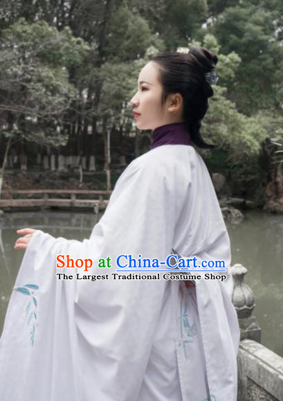 Chinese Traditional Ming Dynasty Imperial Consort Historical Costume Ancient Royal Dowager Embroidered Dress for Women