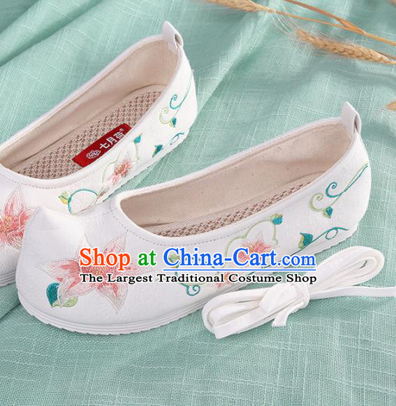 Chinese Traditional Hanfu Cloth Shoes Embroidered Lotus White Shoes Handmade Ancient Princess Shoes for Women