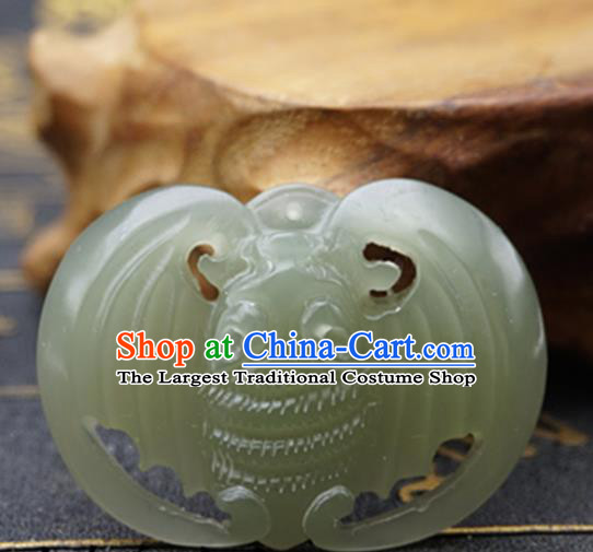 Chinese Handmade Carving Bat Jade Pendant Jewelry Accessories Ancient Traditional Jade Craft Decoration