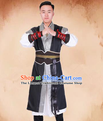 Chinese Traditional Ancient Swordsman Costume Han Dynasty General Clothing for Men