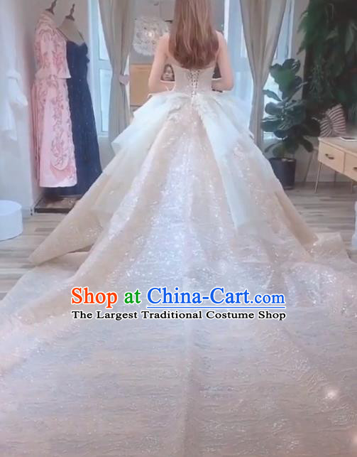 Top Grade Customize Bride Full Dress Court Princess Wedding Costume for Women