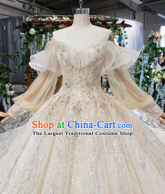 Top Grade Customize Bride Embroidered Off Shoulder Trailing Full Dress Court Princess Wedding Costume for Women