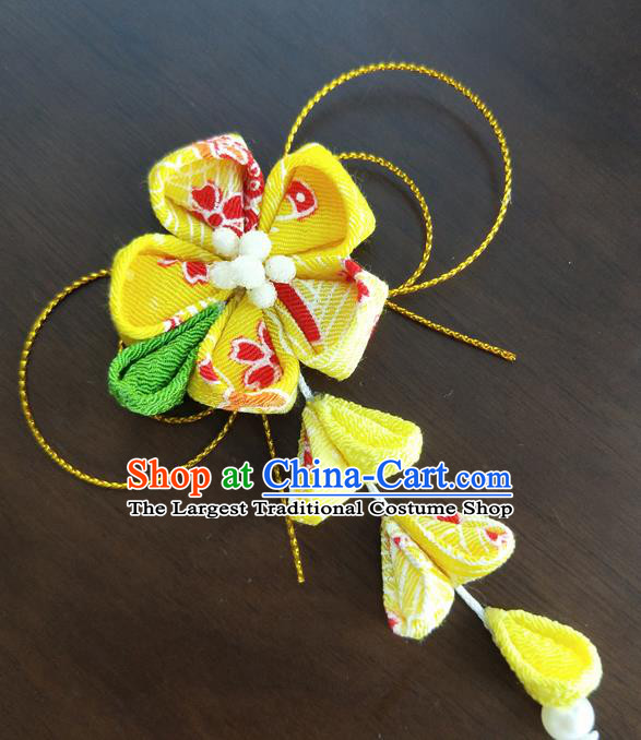 Traditional Japan Geisha Yellow Sakura Tassel Hair Claw Japanese Kimono Hair Accessories for Women