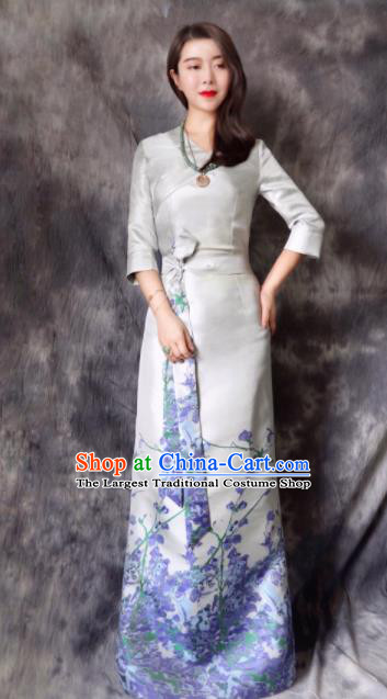 Chinese Traditional Ethnic Bride Tibetan Robe Zang Nationality Female White Silk Dress Costume for Women