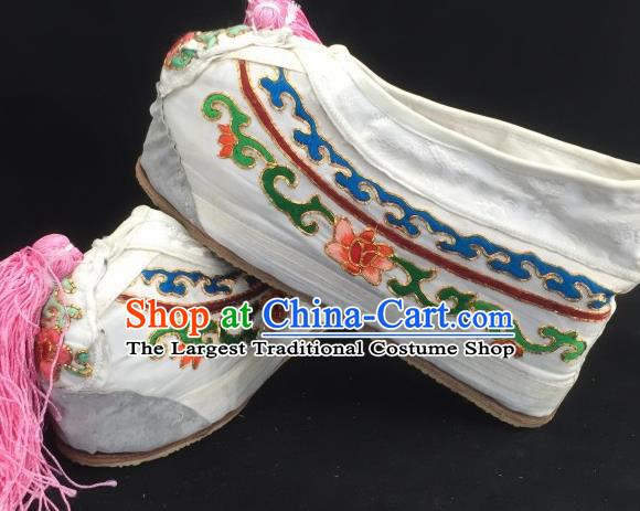 Chinese Ancient Court Princess White Hanfu Shoes Traditional Beijing Opera Diva Embroidered Shoes for Adults