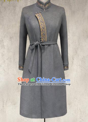 Traditional Chinese Mongol Ethnic Grey Suede Coat Mongolian Minority Folk Dance Costume for Women