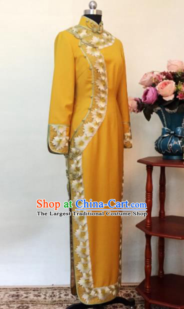 Chinese Traditional Customized Yellow Cheongsam National Costume Classical Qipao Dress for Women