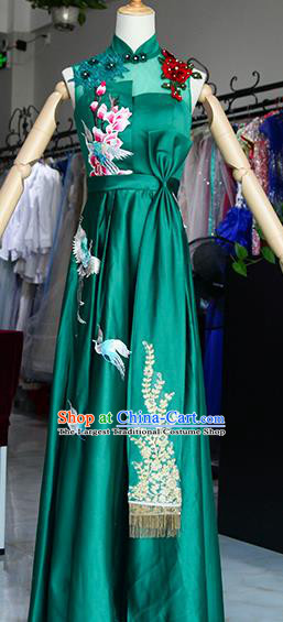 Chinese Traditional Classical Dance Costume Stage Show Chorus Green Dress for Women