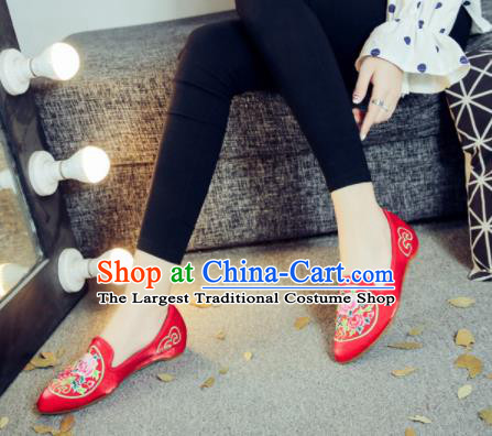 Asian Chinese National Red Cloth Shoes Embroidered Peony Dance Shoes Traditional Hanfu Shoes for Women
