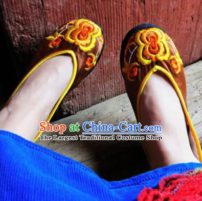 Traditional Chinese Brown Embroidered Shoes Handmade Hanfu Shoes Ancient Princess Shoes for Women