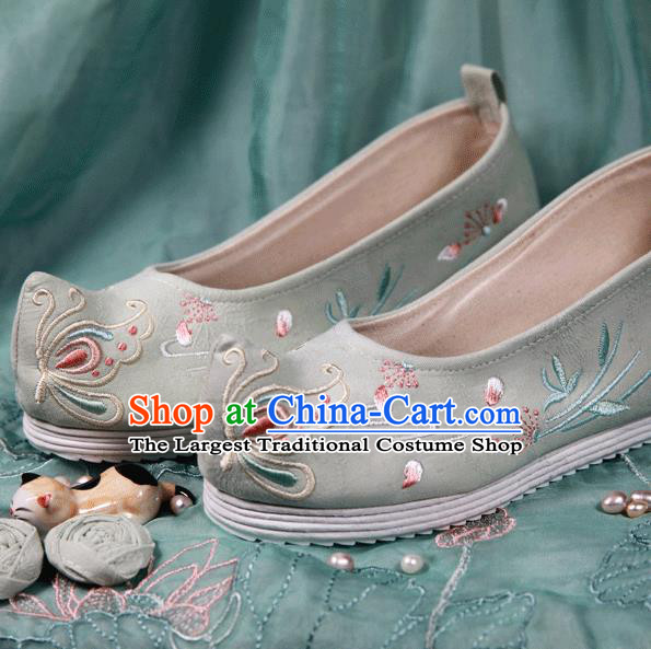 Chinese Handmade Embroidered Dandelion Butterfly Light Green Bow Shoes Traditional Ming Dynasty Hanfu Shoes Princess Shoes for Women