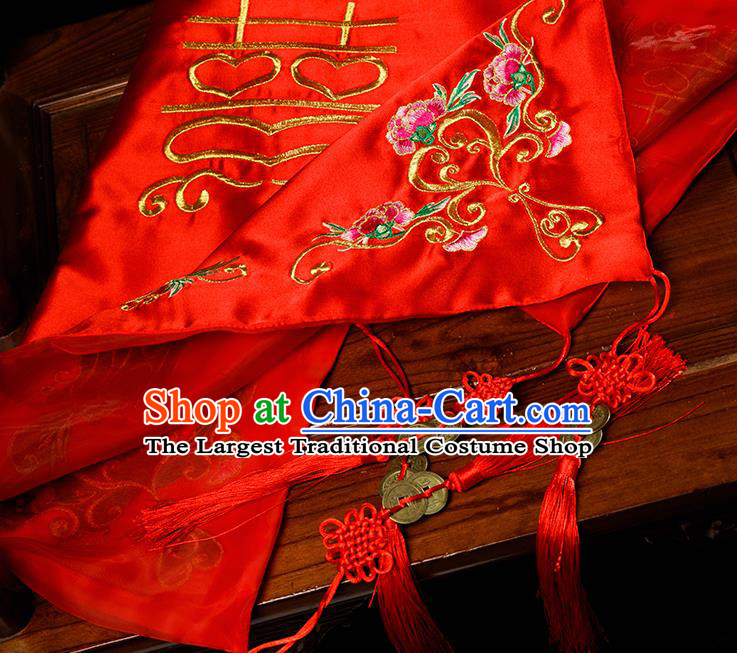 Chinese Traditional Wedding Embroidered Red Veil Cover Ancient Bride Headdress for Women