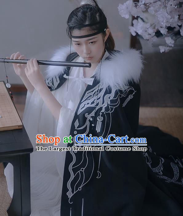 Chinese Ancient Swordsman Embroidered Black Cape Traditional Jin Dynasty Prince Clothing for Men
