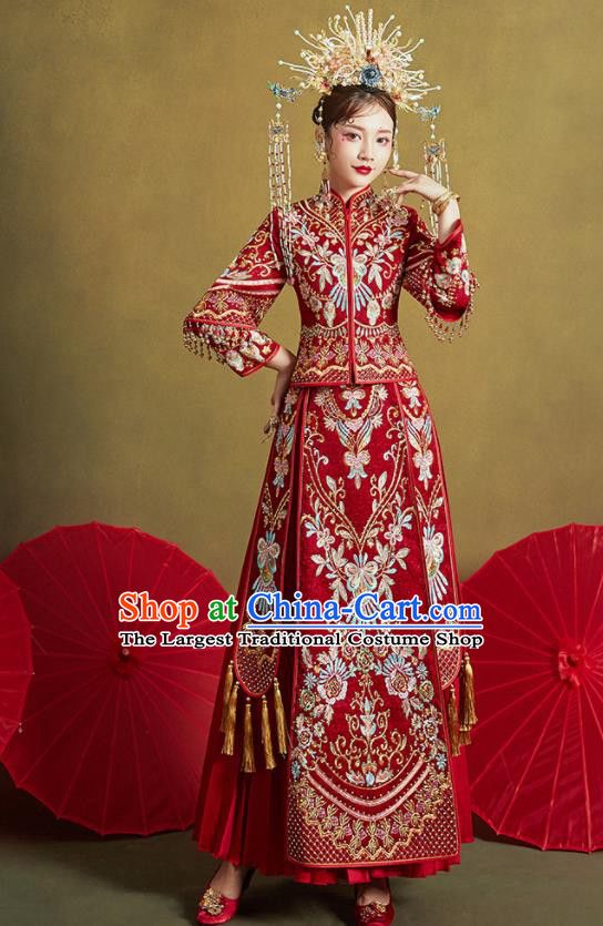 Chinese Traditional Embroidered Xiu He Suit Ancient Wedding Red Dress Bride Costumes for Women