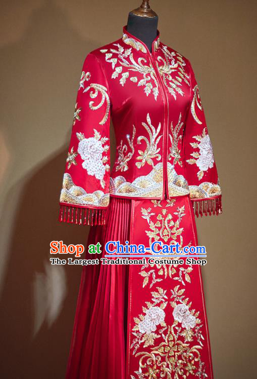 Chinese Traditional Embroidered Peony Drilling Red Xiu He Suit Wedding Dress Ancient Bride Costumes for Women