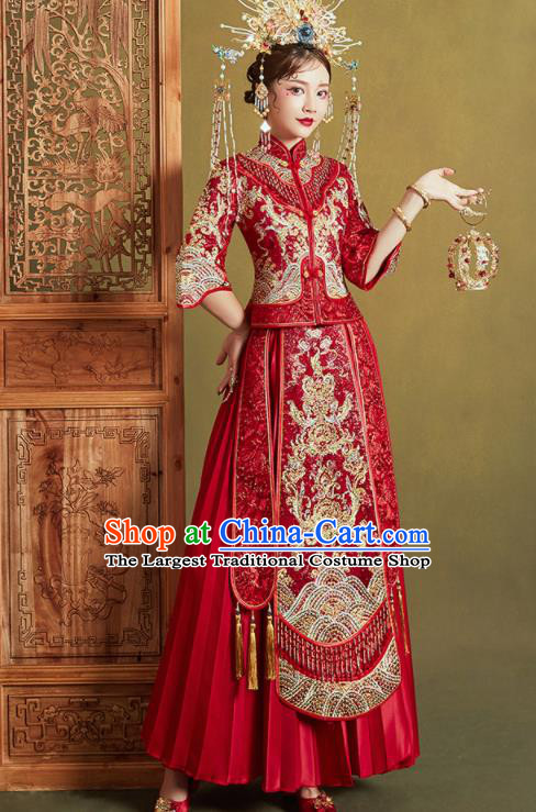 Chinese Traditional Red Xiu He Suit Embroidered Drilling Wedding Dress Ancient Bride Costumes for Women
