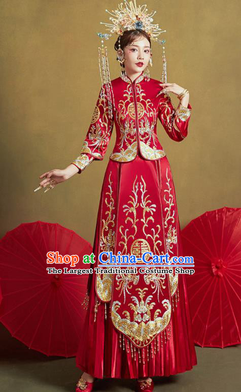 Chinese Traditional Wedding Drilling Xiu He Suit Embroidered Red Dress Ancient Bride Costumes for Women