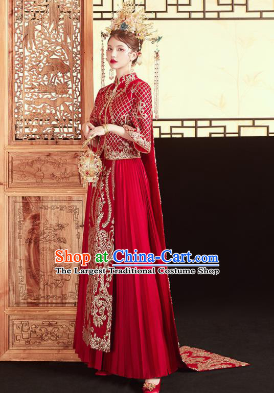Chinese Traditional Wedding Bottom Drawer Trailing Xiu He Suit Embroidered Red Blouse and Dress Ancient Bride Costumes for Women
