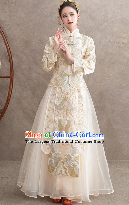 Chinese Ancient Bride Embroidered Carps White Dress Traditional Xiu He Suit Wedding Costumes for Women