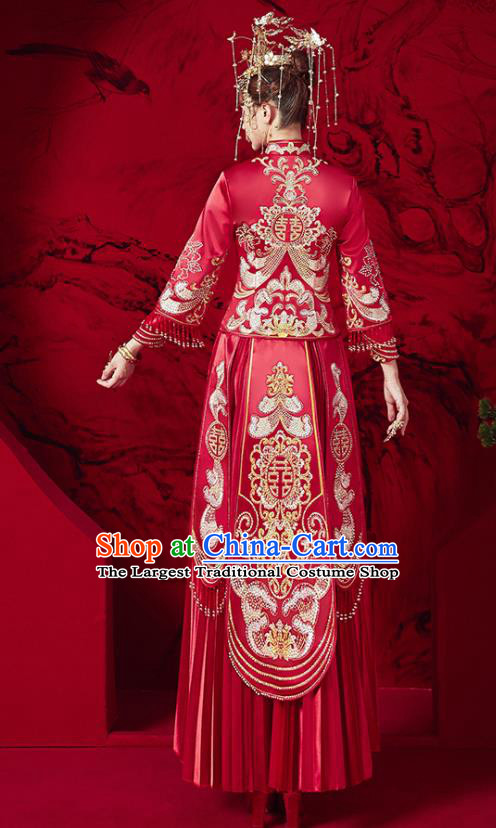 Chinese Ancient Embroidered Red Blouse and Dress Traditional Bride Red Xiu He Suit Wedding Costumes for Women