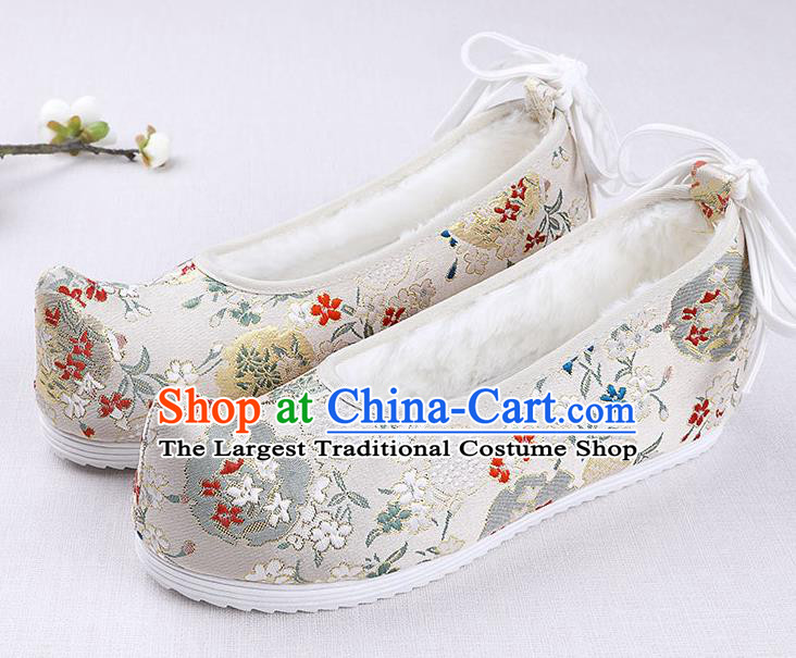 Chinese Handmade Opera Winter White Satin Shoes Traditional Hanfu Shoes National Shoes for Women