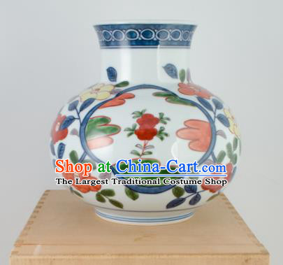 Chinese Handmade Hand Painting Ceramic Vase Porcelain Craft