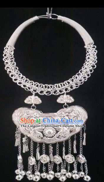 Chinese Handmade Traditional Miao Nationality Luxury Sliver Necklace Ethnic Wedding Bride Accessories for Women