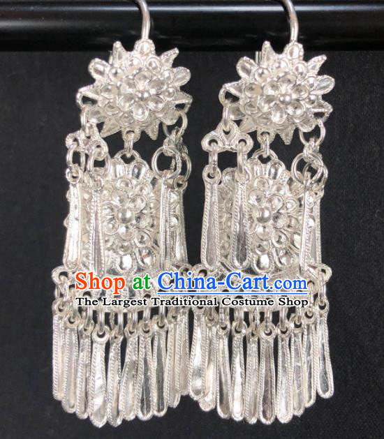 Chinese Handmade Traditional Yi Nationality Tassel Earrings Ethnic Wedding Bride Accessories for Women