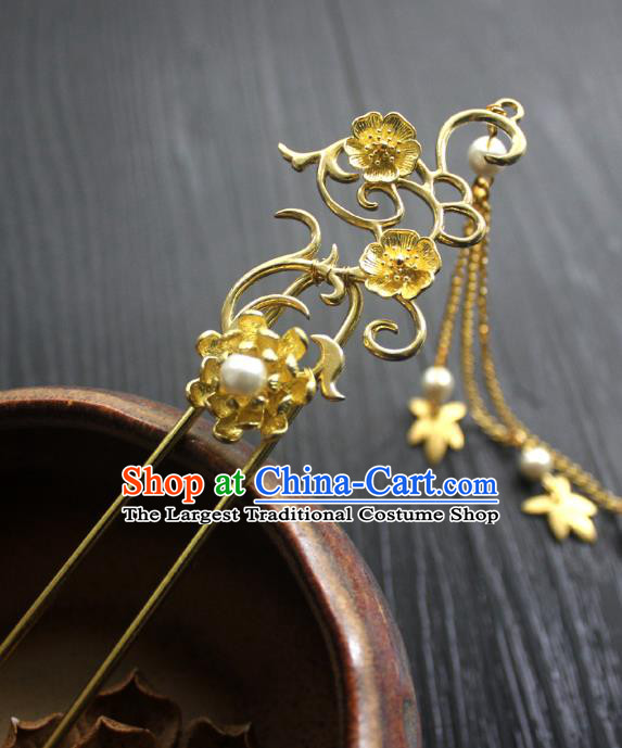 Chinese Classical Golden Plum Blossom Hair Stick Handmade Hanfu Hair Accessories Ancient Jin Dynasty Court Tassel Hairpins