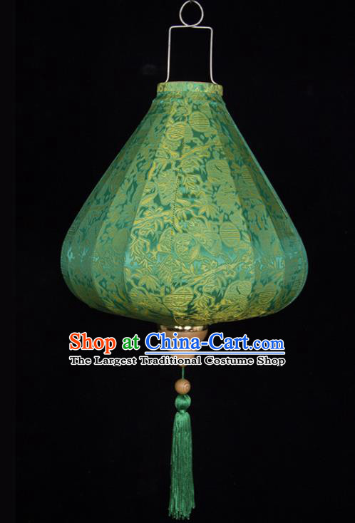Chinese Traditional Lucky Pattern Green Silk Palace Lanterns Handmade Hanging Lantern Classical Festive New Year Tulip Lamp