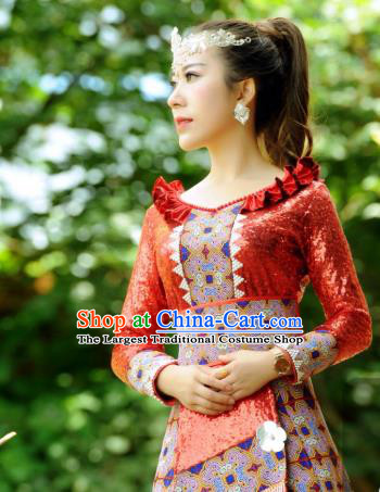 China Yunnan Yao Nationality Bride Apparels Minority Wedding Clothing Ethnic Women Folk Dance Red Dress