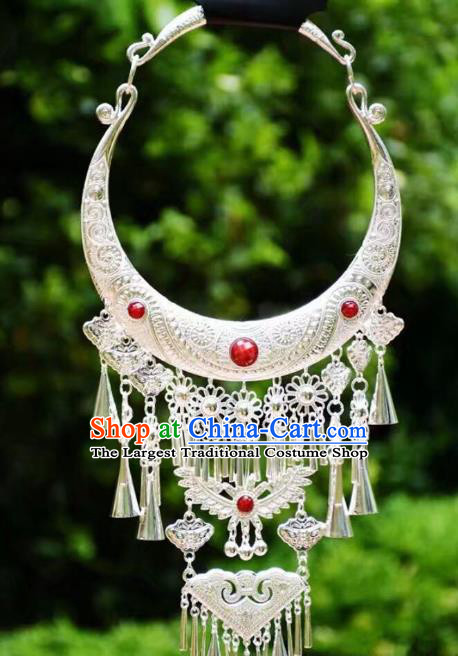 Chinese Yunnan Minority Accessories Miao Nationality Ethnic Folk Dance Argent Butterfly Necklace