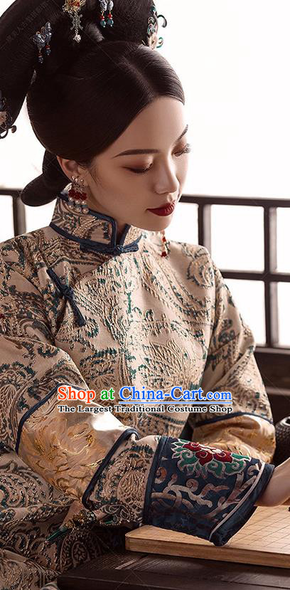 Chinese Qing Dynasty Imperial Consort Costumes Ancient Manchu Royal Rani Embroidered Clothing and Hair Accessories