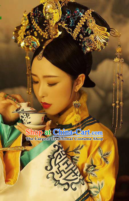 Chinese Ancient Manchu Empress Embroidered Golden Dress Traditional Qing Dynasty Queen Costumes and Headwear Complete Set